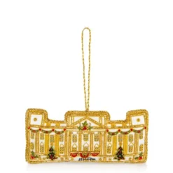 Buckingham Palace Festive Facade Decoration